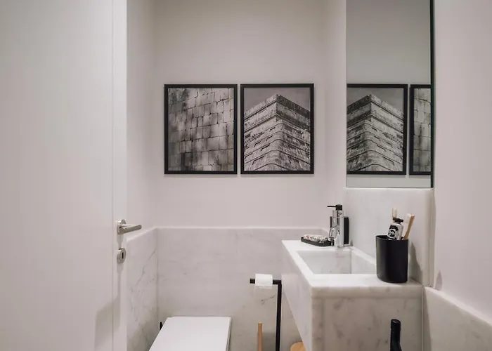 Verapaz - 1 Bedroom In Chiado Διαμέρισμα