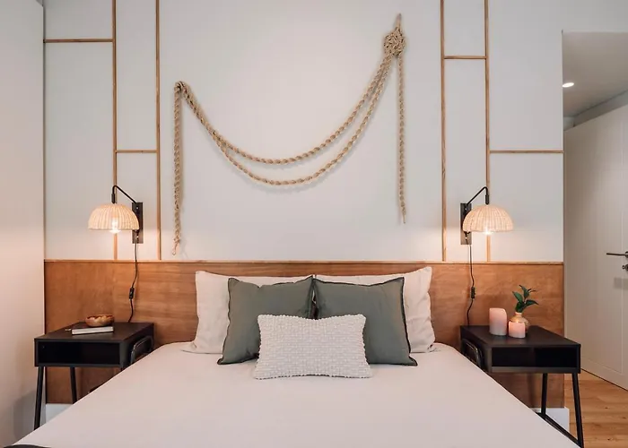 Verapaz - 1 Bedroom In Chiado * Lisbon