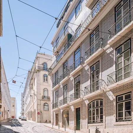 Verapaz - 1 Bedroom In Chiado Apartment *